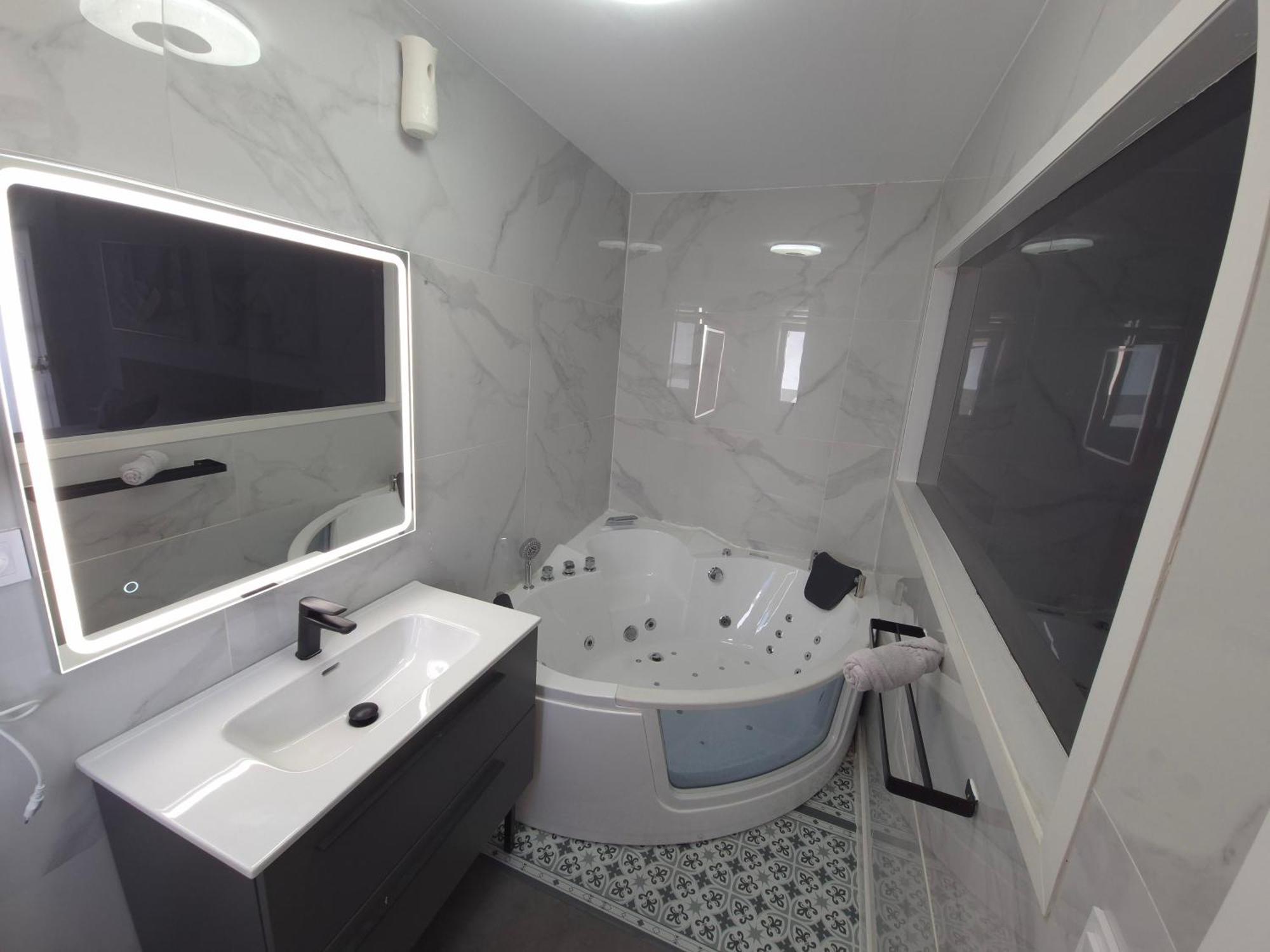 Apartment Travies@c.m *